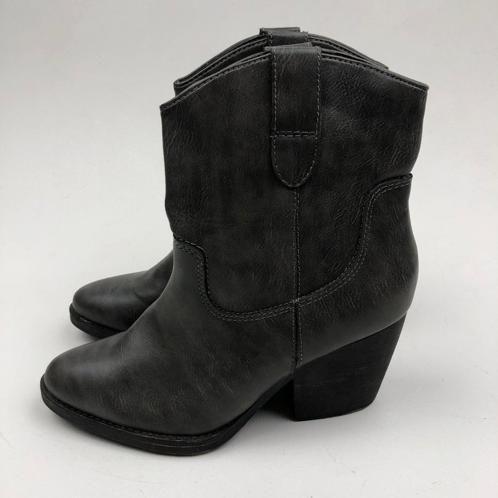 Madden Girl Ramz Western Boot